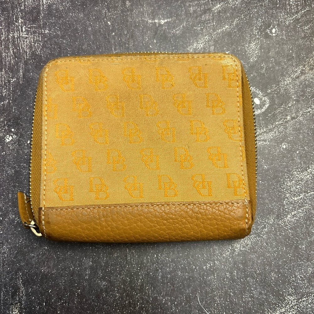 Dooney and Bourke Yellow Wallet - Picture 2 of 7